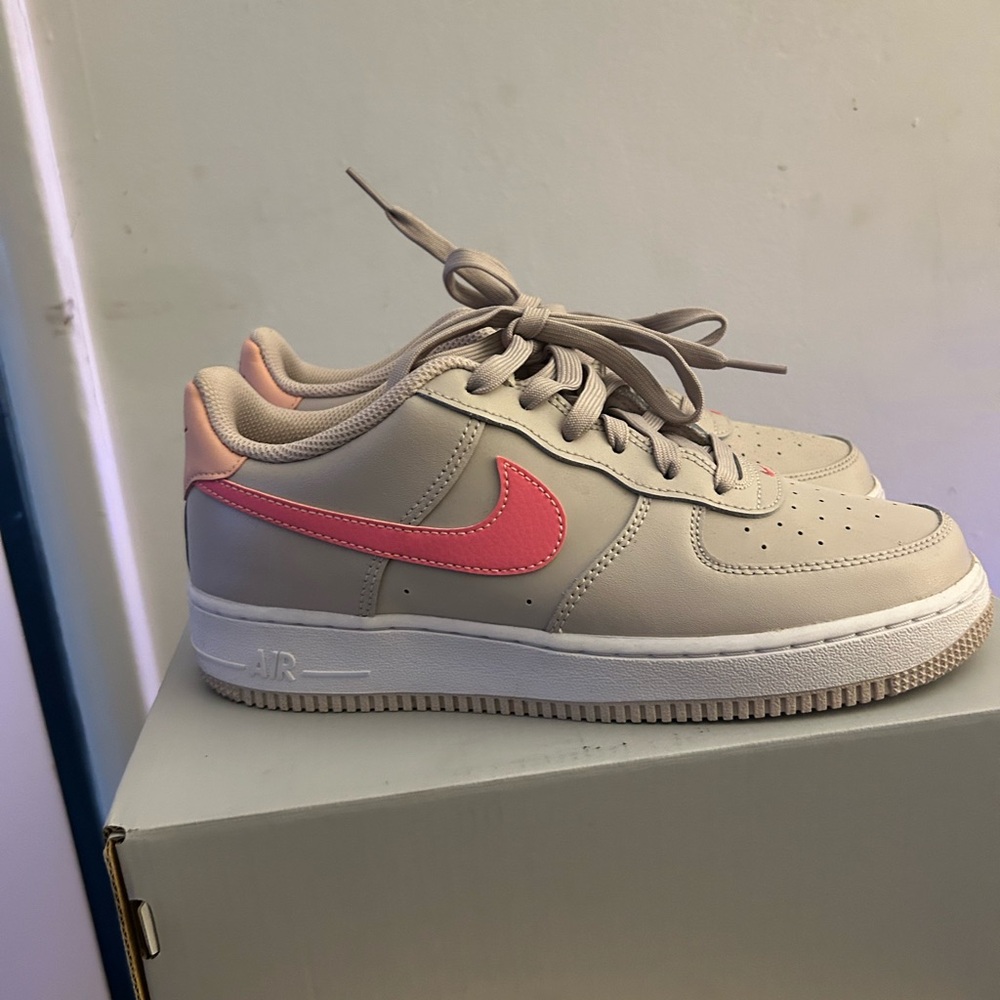 Nike Air Force 1